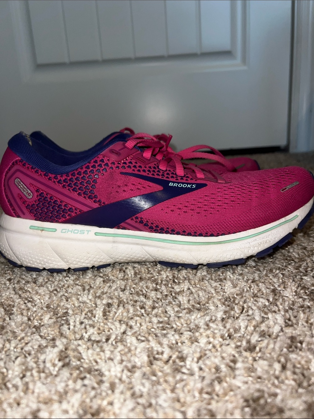 Pink! Brooks Ghost 14 Women's Running Shoes - Size 9.5 Women’s